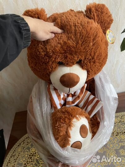 Большой плюшевый мишка