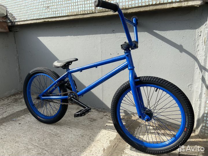 Трюковой велосипед bmx