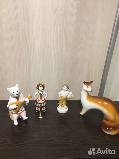 Фарфоровые статуэтки