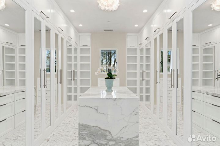 Угловая Гардеробная