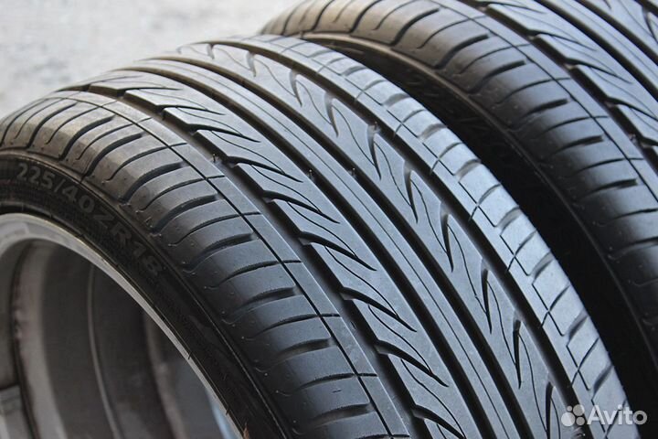 Delinte D7 225/40 R19 93W