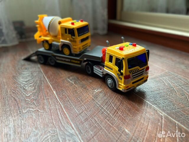 Грузовик и бетономешалка со звукои и светом
