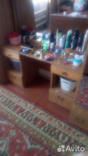 Спальный гарнитур б/у