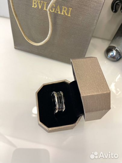Кольцо Bvlgari B.Zero1