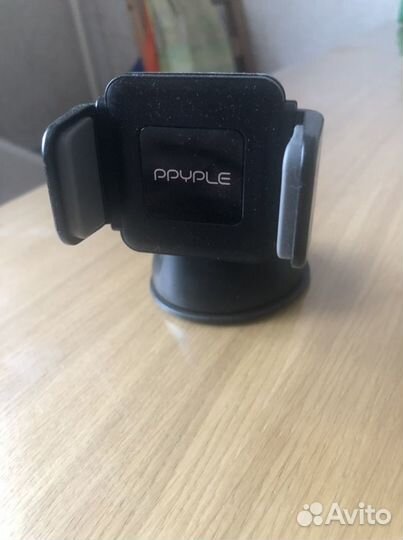 Держатель для телефона в машину