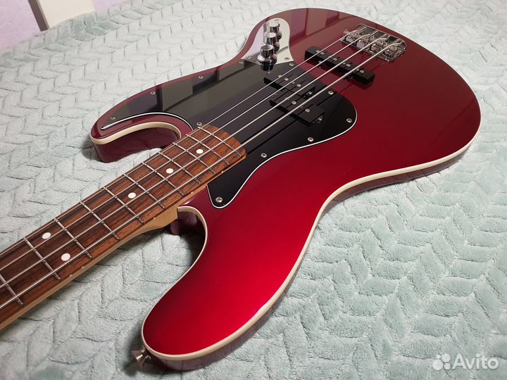 Fender Aerodyne Jazz Bass 2006