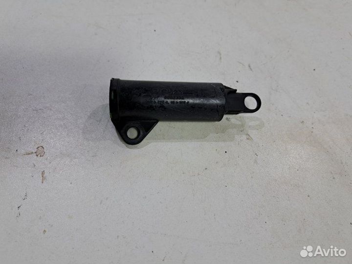 Демпфер бардачка Ford Focus 2 седан duratec - HE