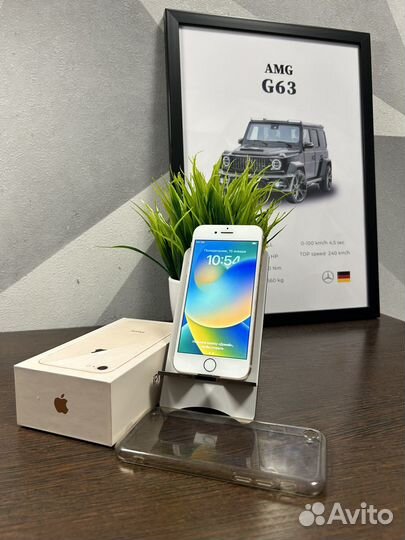 iPhone 8, 64 ГБ