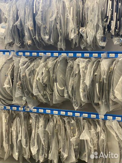 Трос ручного тормоза HBC IS04 1-46151-585-3