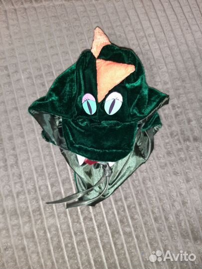 Новогодний костюм дракона