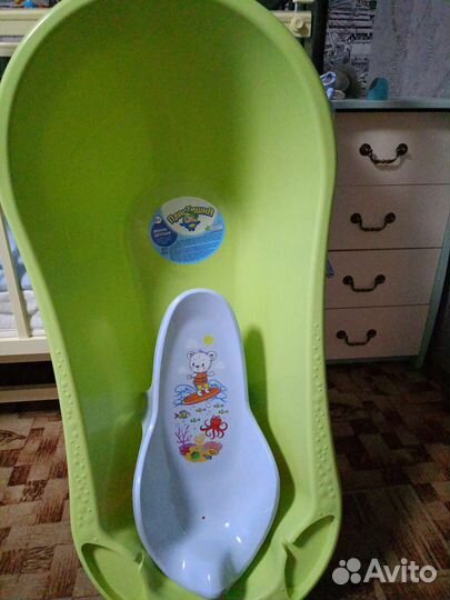 Ванночка для купания с горкой