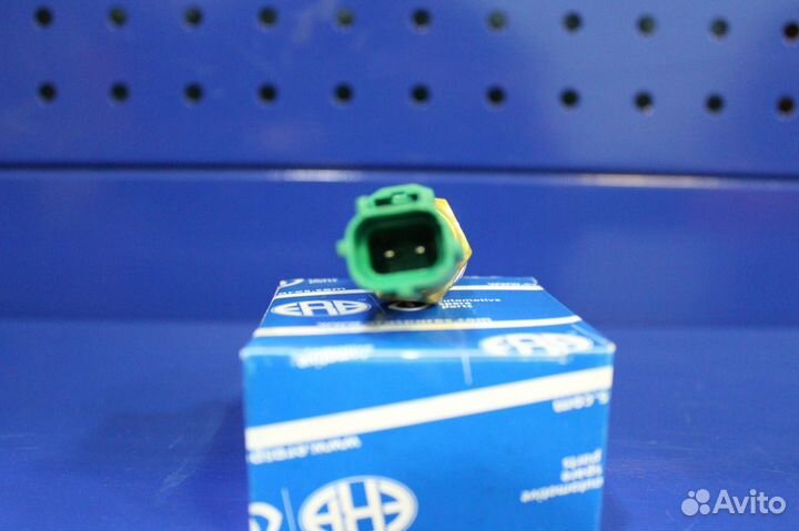 Датчик температуры Мазда 3 B593-18-840A