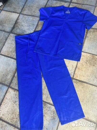 Медицинский костюм женский