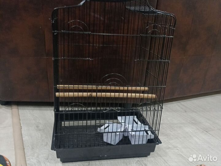 Большая клетка для птиц