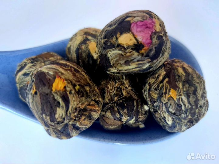 Лотосы чайные