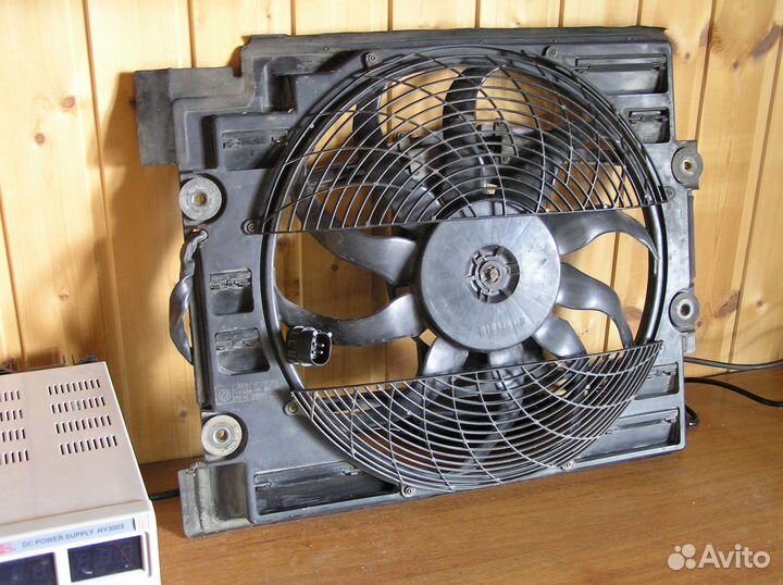 Вентилятор радиатора охлаждения BMW E39, E38 4pin