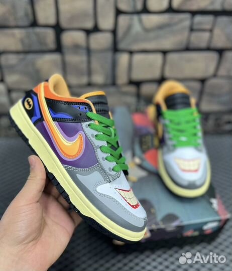 Кроссовки Dunk Low SB Pro QS Batman/Joker