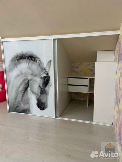 Шкаф стенка