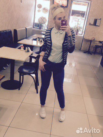 Бармен-официант,кальянщик,хостес,администратор бар