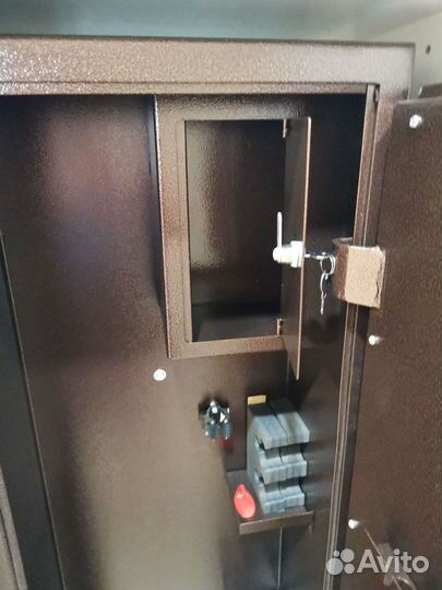 Оружейный шкаф Леопард-6