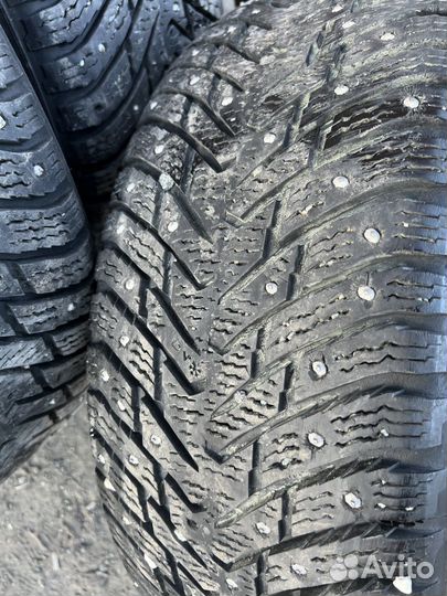 Nokian Tyres Hakkapeliitta 8 225/55 R17