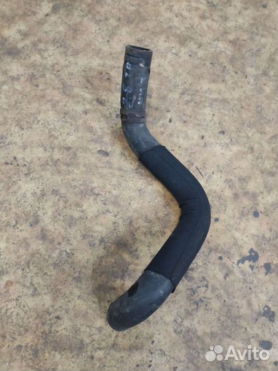 Патрубок радиатора Додж караван Вояджер 4