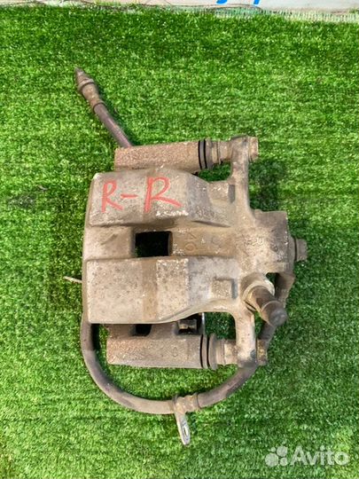 Суппорт тормозной(4) задний правый Lexus Rx350