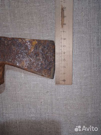 Топор старинный