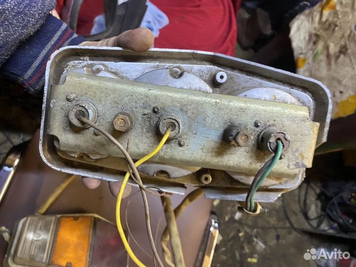 Фары задние газ 24