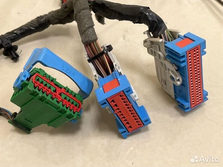 Проводка под парприз Ford Focus CB8 pnda 2013