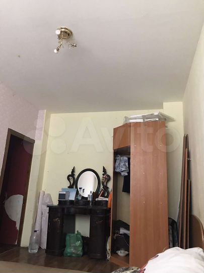 4-к. квартира, 76 м², 4/4 эт.