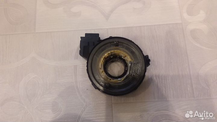 Подрулевой шлейф кольцо SRS VW Passat B6 CC