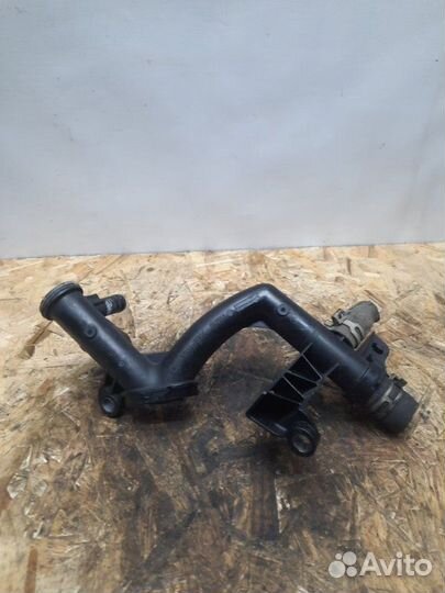 Трубка охлаждающей жидкости пластиковая Citroen C4