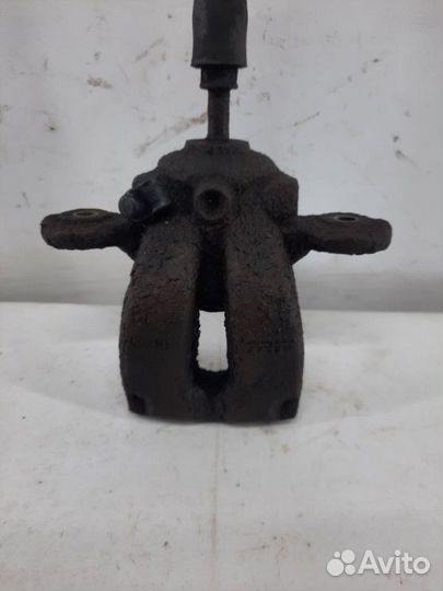 Суппорт тормозной задний правый Bmw 1 хэтчбэк 5