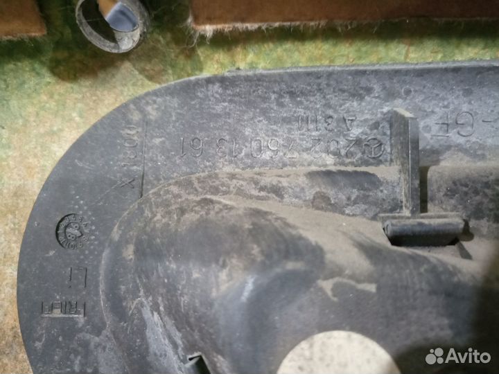 Ручка двери внутренняя левая Mercedes W202