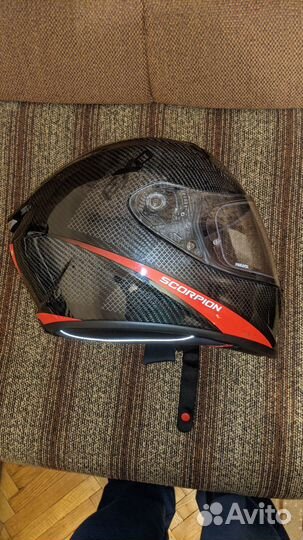 Мотошлем Scorpion Exo 1400 Air Carbon