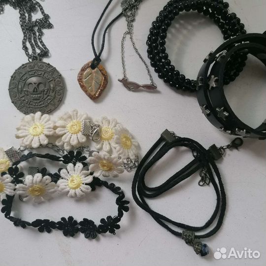 Бижутерия/серьги/кольца/браслеты/кулоны/подвески