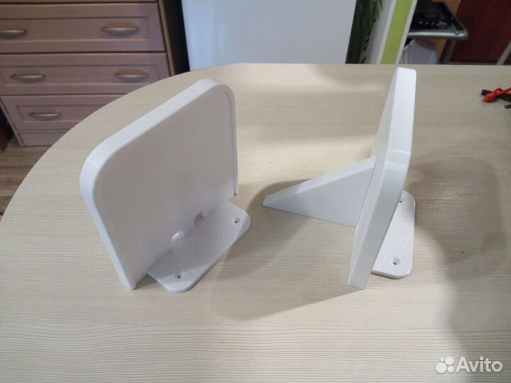 Полки под колонки