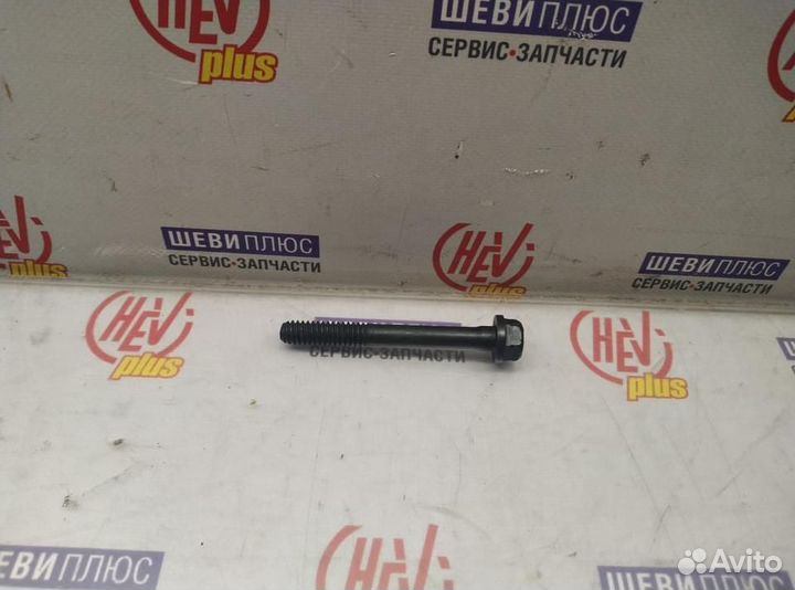 Болт постели коленвала Cadillac Escalade