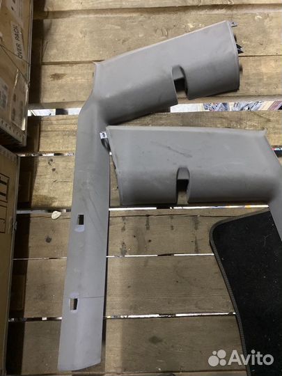 Обшивка заднего стекла Вито 638 Vito W638