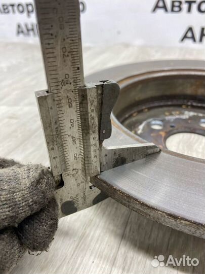 Диск тормозной задний Toyota Avensis T25 2AZ-FSE