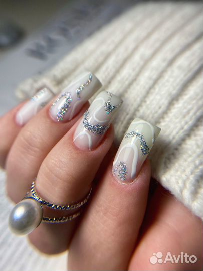 Маникюр, наращивание, модель на маникюр