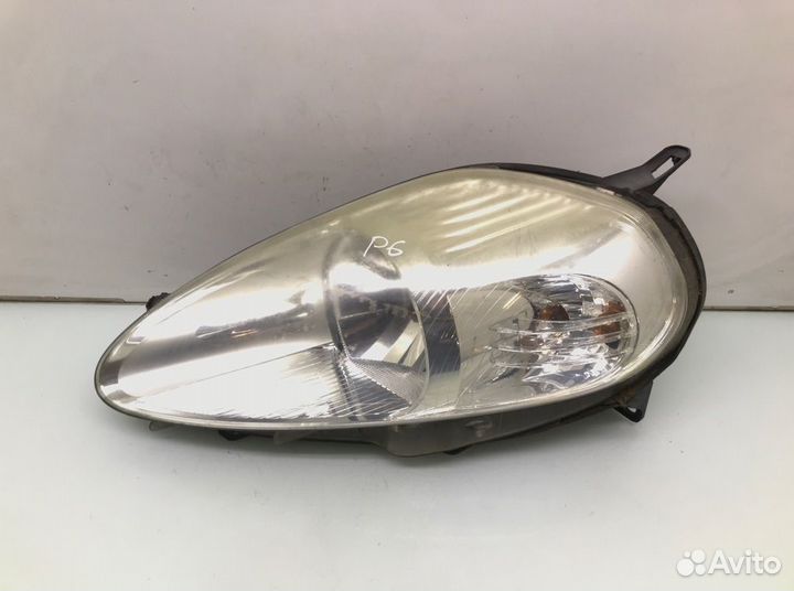 Фара Fiat Punto (2005-2012)