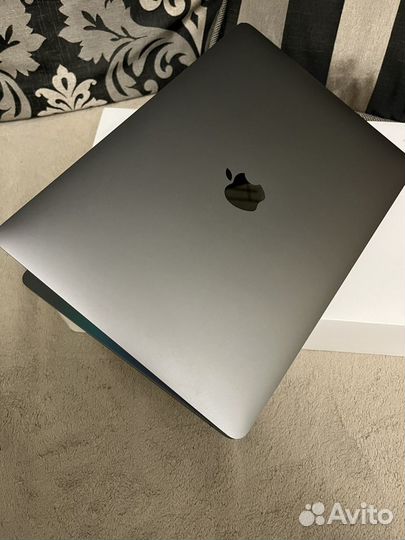 Apple MacBook air 13 2020 m1 8gb 256