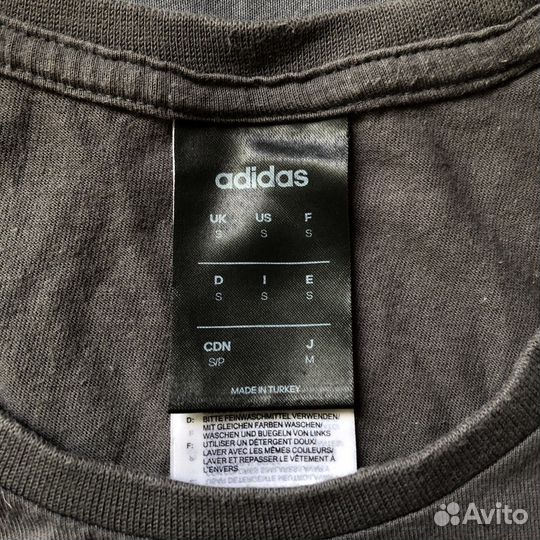 Футболка adidas
