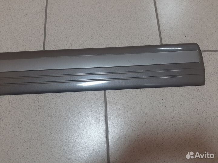 Молдинг двери передняя левая Land Cruiser 100
