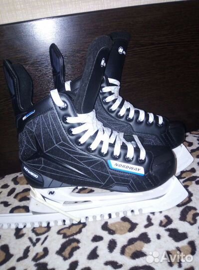 Коньки (размер 34)