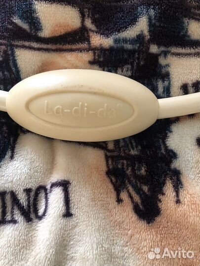 Бесплатно Шезлонг детский la-di-da, обмен на Агуша