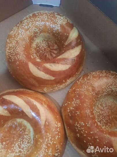 Пекарь тандырщик узбекский лепешка