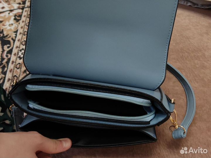 Сумочка дамская